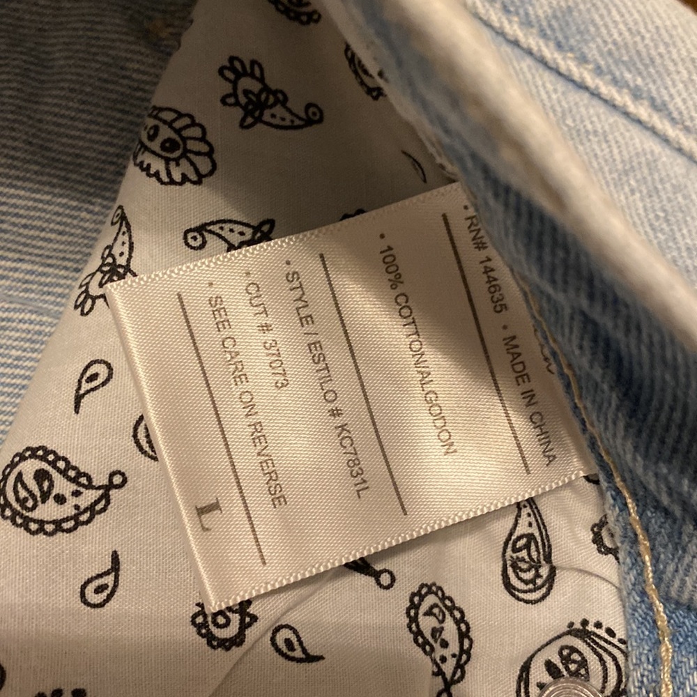 KanCan light wash shorts New size large hi rise - Picture 3 of 6